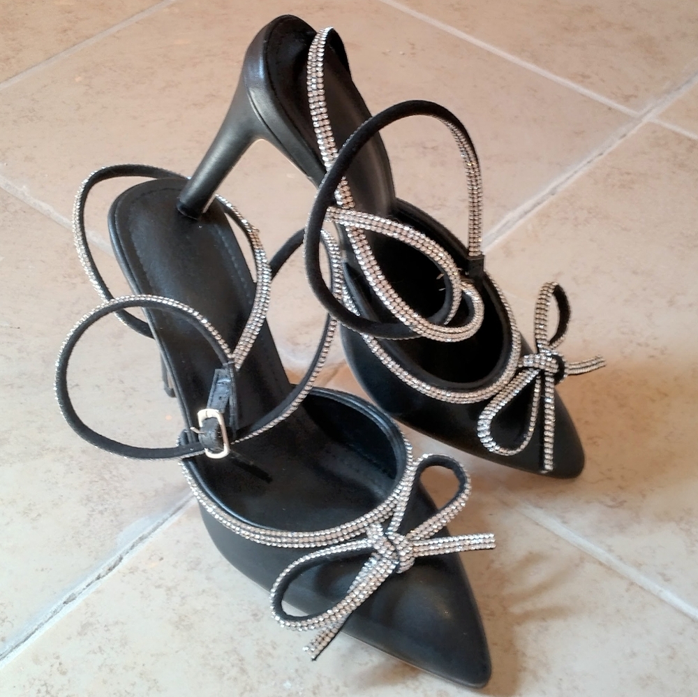 Rhinestone Bow Strappy Heels Pumps Size 36/5.5 - Picture 2 of 16